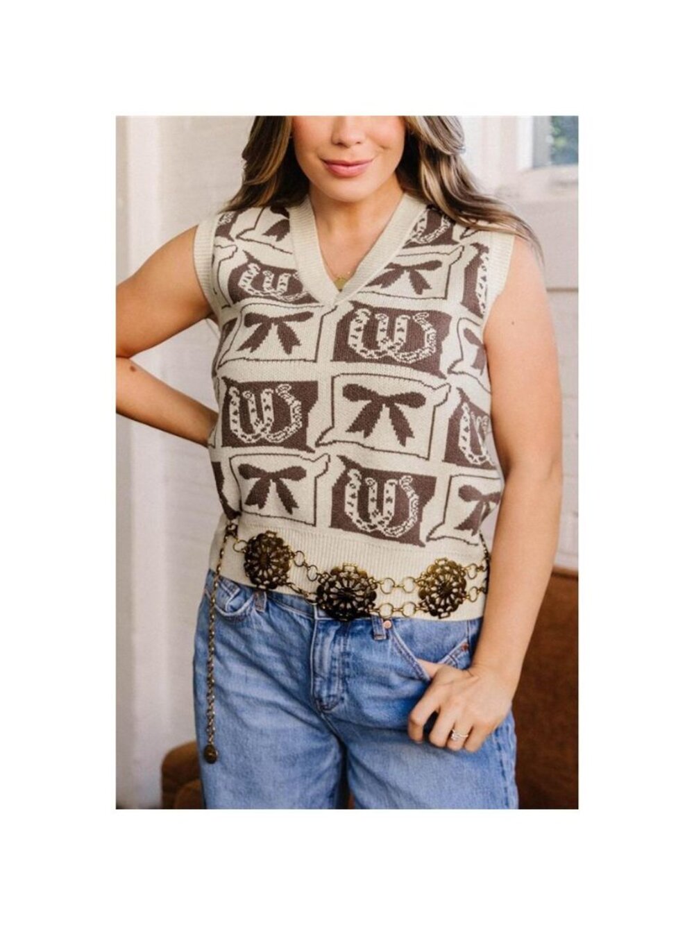 Western Horseshoe Bow Pattern Button Front Sleeveless Knit Sweater